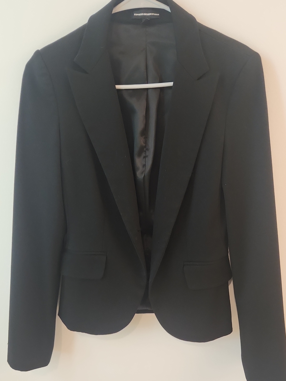 Express Women's Black Tailored Blazer with Notch Lapel